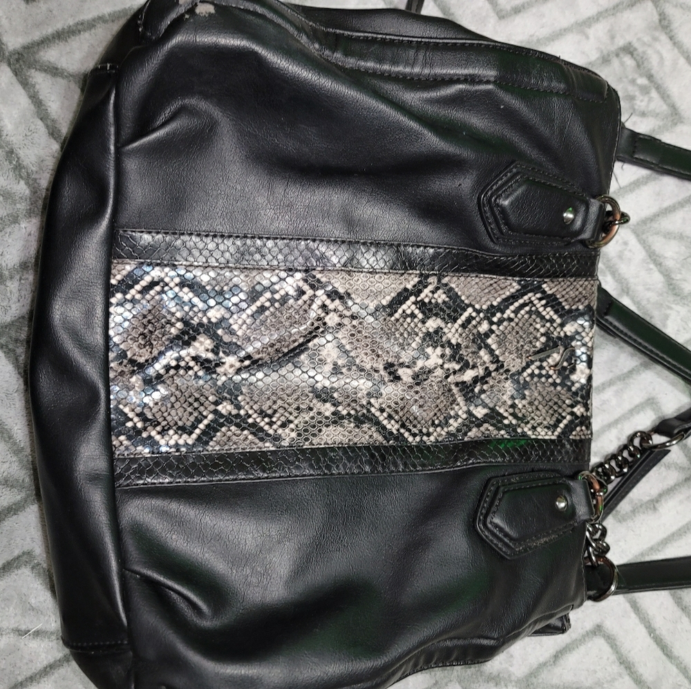 Simply Vera Vera Wang Large Black Leather &  Purse